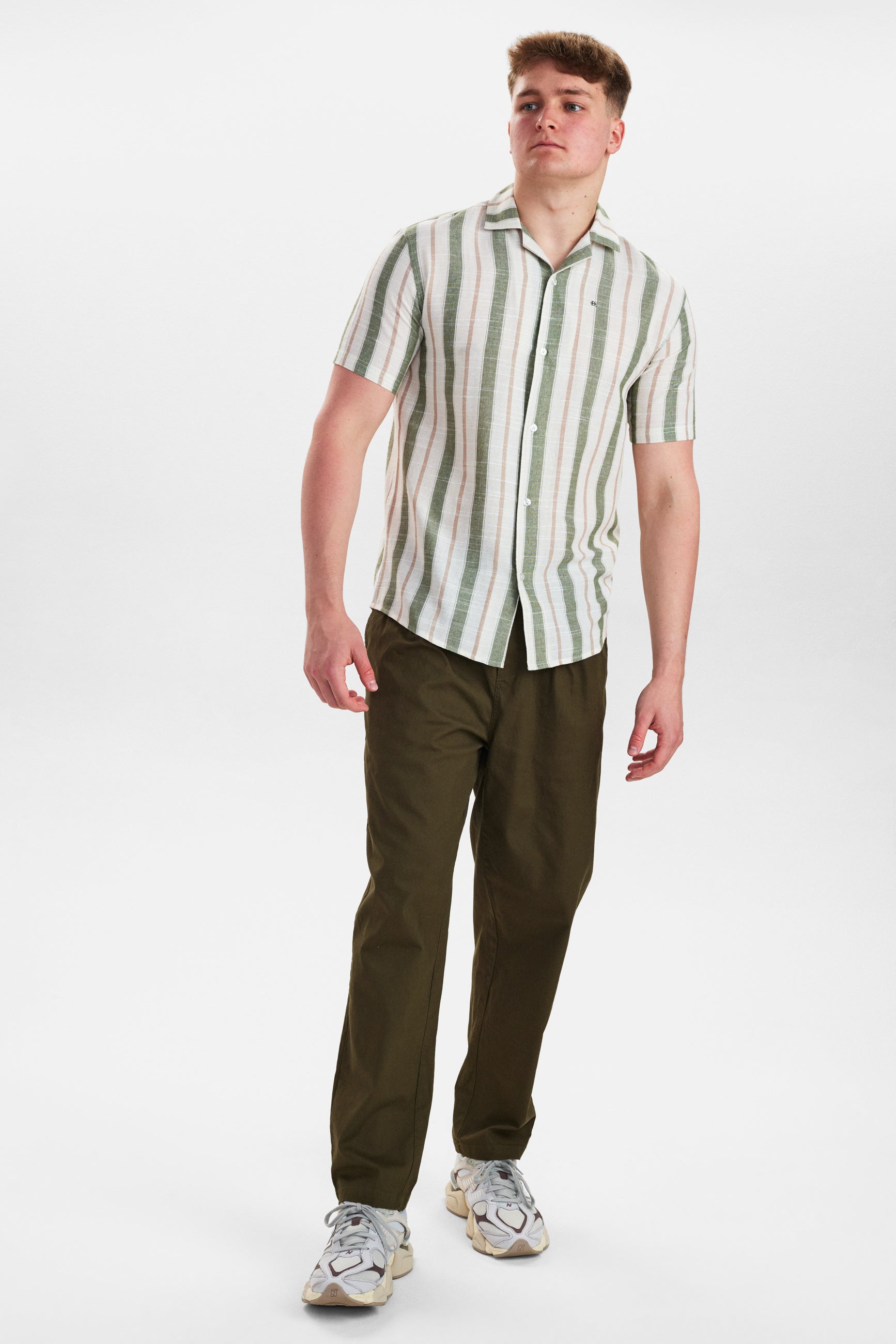 DXNMXRK. DX-Eberhardt Outlet Army green