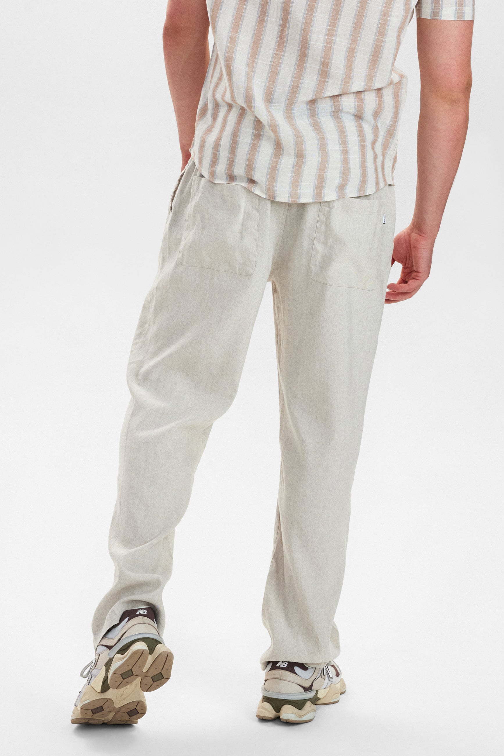 DXNMXRK. DX-Emmert Outlet Sand